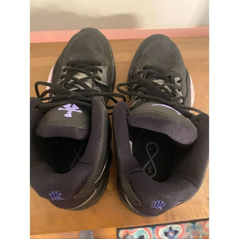 Nike Kyrie infinity size 11 black metallic silver purple men’s sneakers shoes
